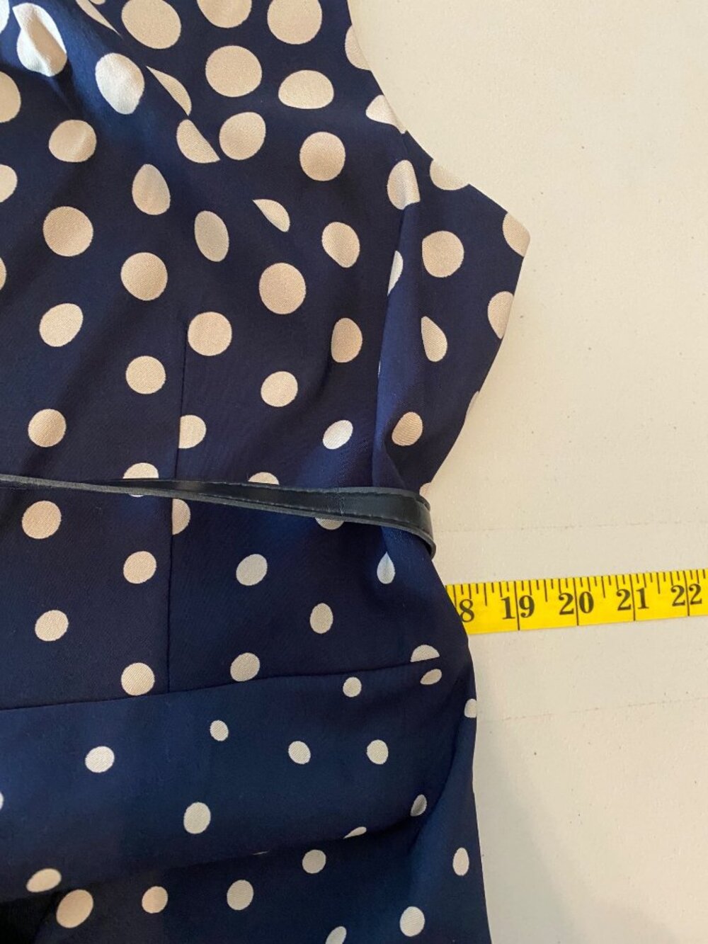 Signature By Darby Navy & Beige Polka Dot Sleeveless Dress With Belt Size 16 - Picture 9 of 10